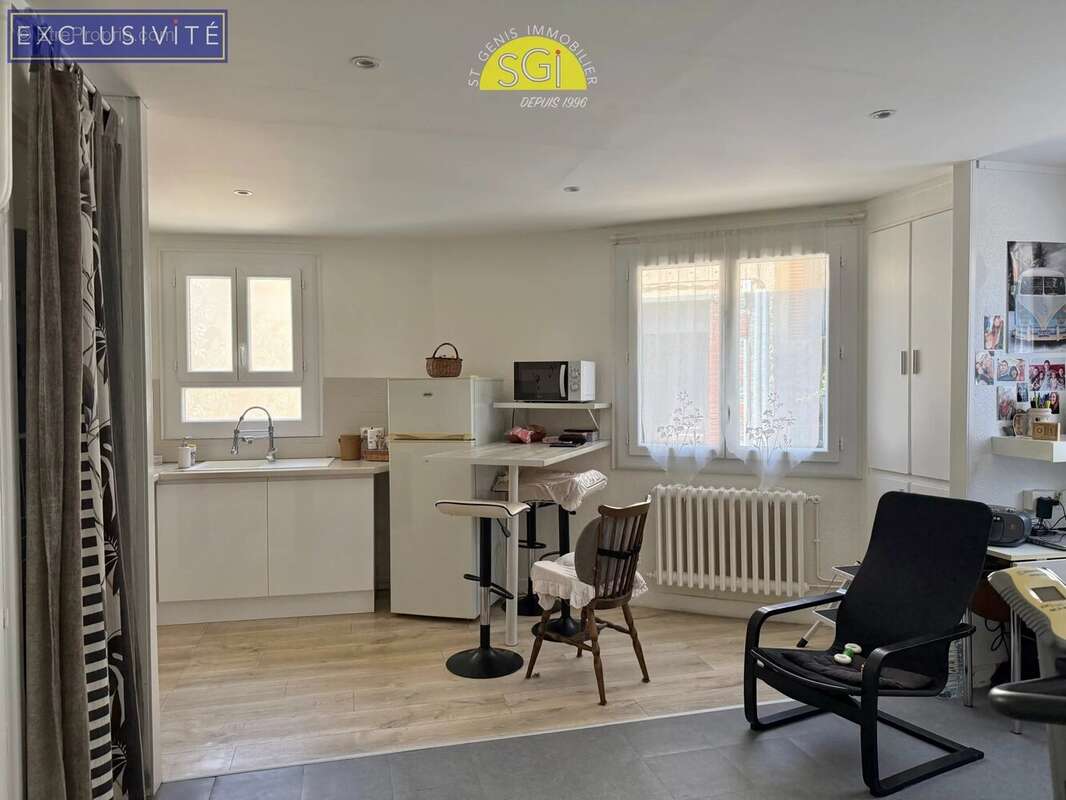 Maison à VILLELONGUE-DELS-MONTS