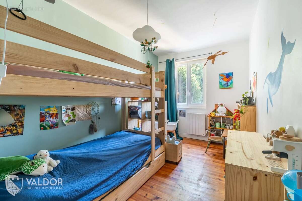Appartement à QUINCIEUX