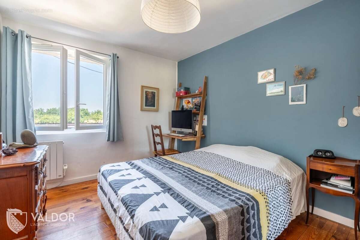 Appartement à QUINCIEUX