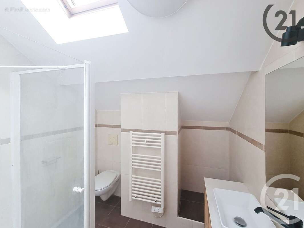 Appartement à BRIE-COMTE-ROBERT