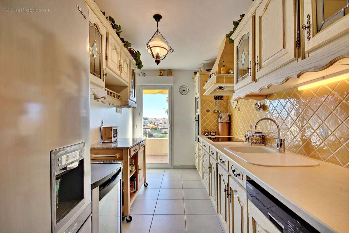 Appartement à FREJUS