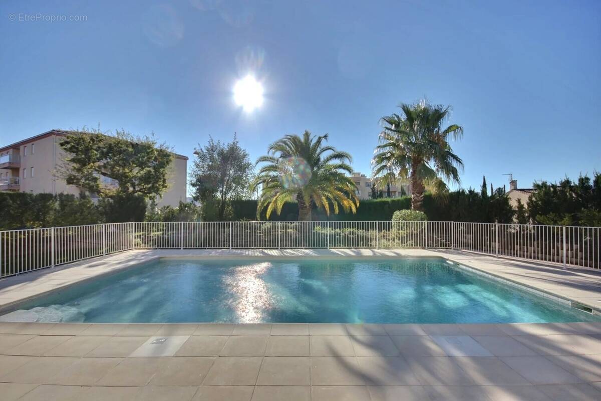 Appartement à FREJUS