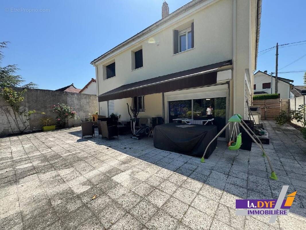 Maison à VILLEPARISIS