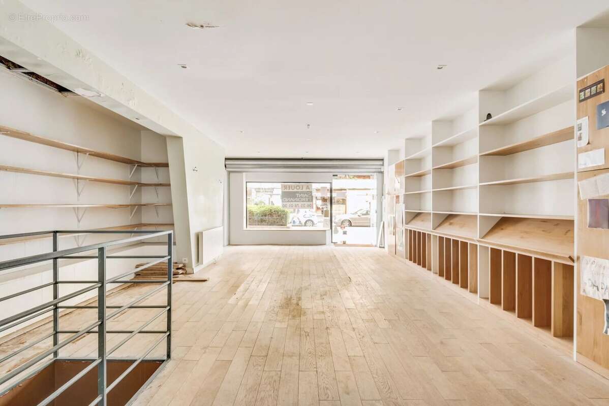 Commerce à PARIS-15E