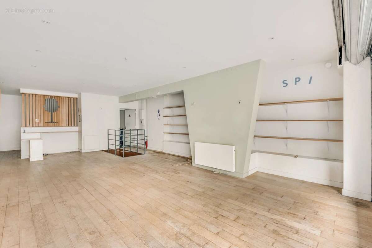 Commerce à PARIS-15E