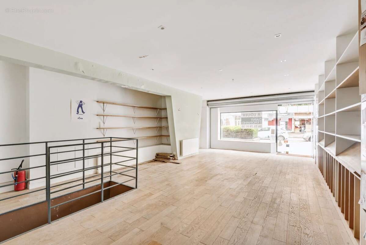 Commerce à PARIS-15E