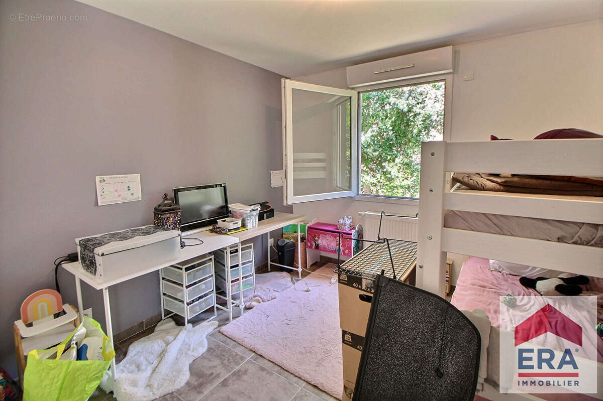 Maison à MONTELIMAR