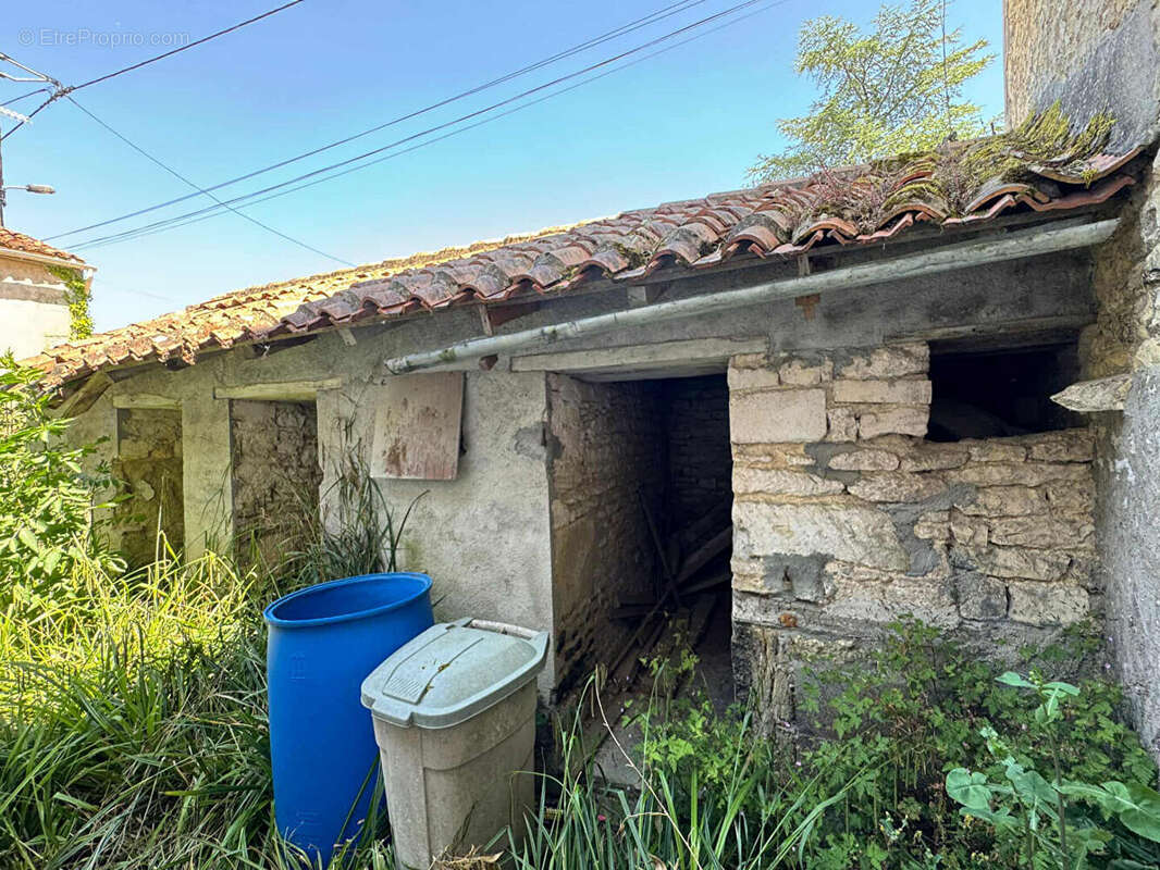 Appartement à SURGERES