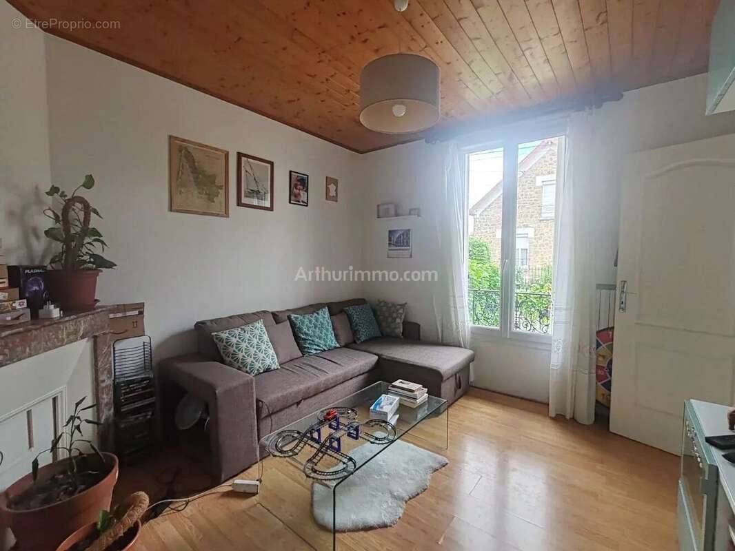 Maison à VILLENEUVE-SAINT-GEORGES