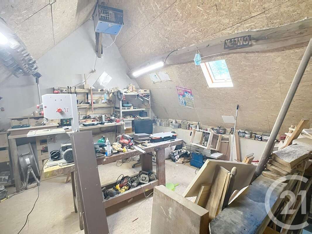 Maison à NEUF-MARCHE