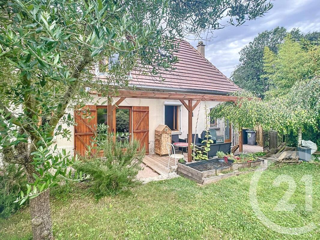 Maison à NEUF-MARCHE