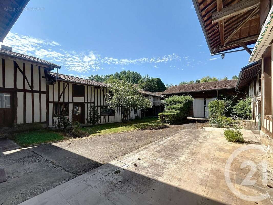 Maison à SAINT-AMAND-SUR-FION