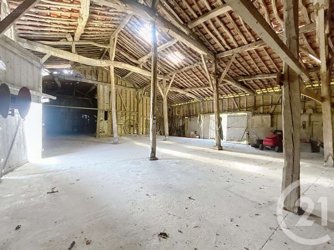 Maison à SAINT-AMAND-SUR-FION