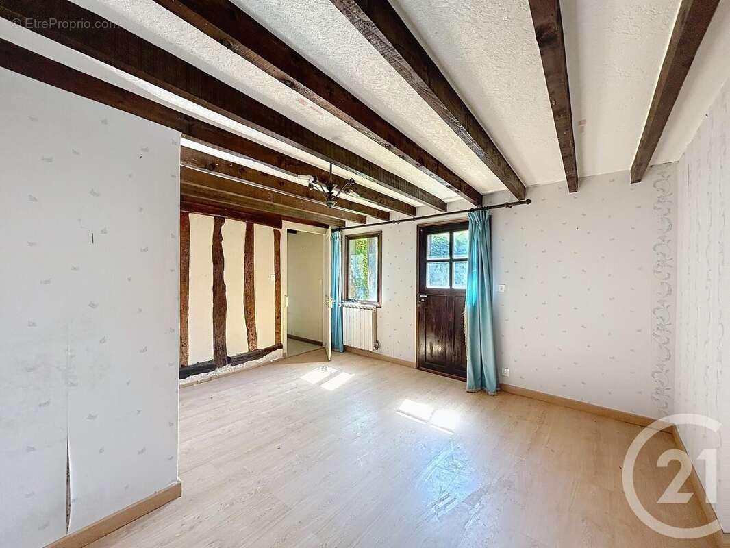 Maison à SAINT-AMAND-SUR-FION