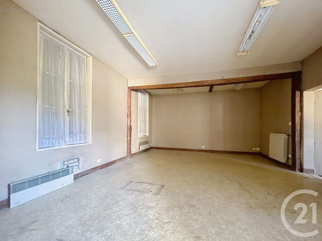 Maison à SAINT-AMAND-SUR-FION