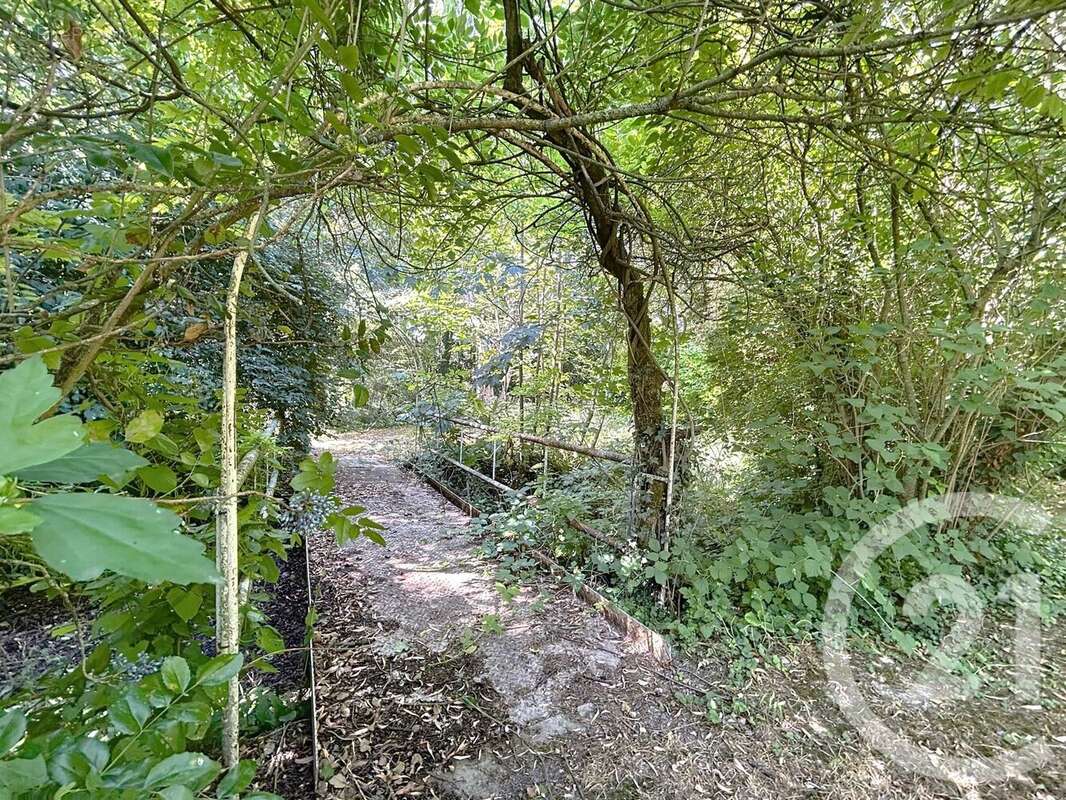 Maison à SAINT-AMAND-SUR-FION