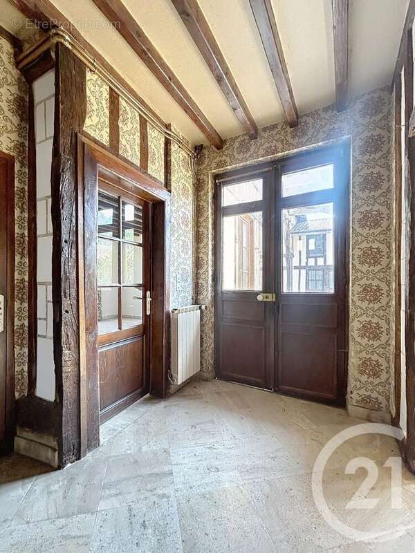 Maison à SAINT-AMAND-SUR-FION