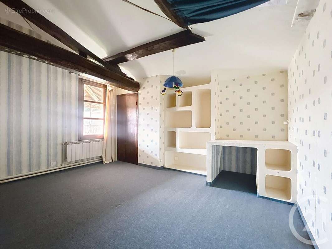 Maison à SAINT-AMAND-SUR-FION