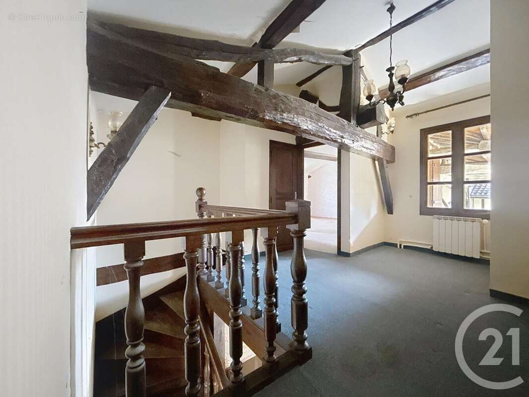 Maison à SAINT-AMAND-SUR-FION