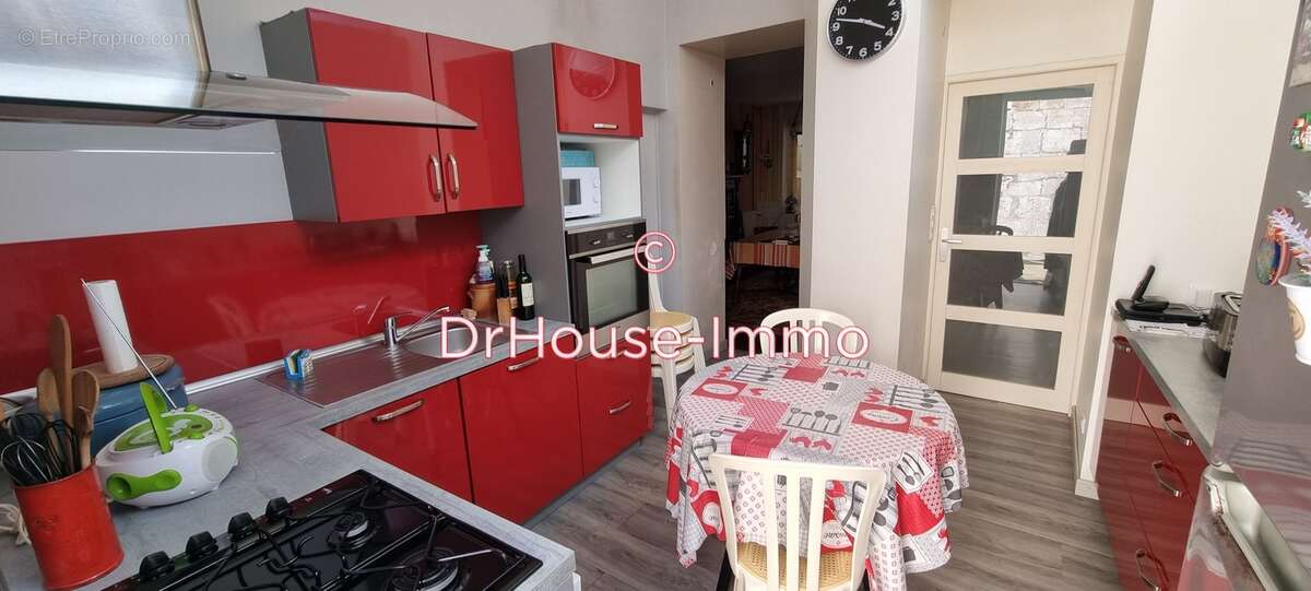 Maison à FONTENAY-LE-COMTE