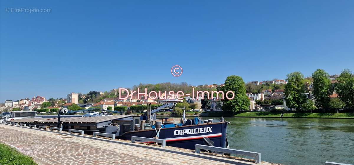 Appartement à CORBEIL-ESSONNES