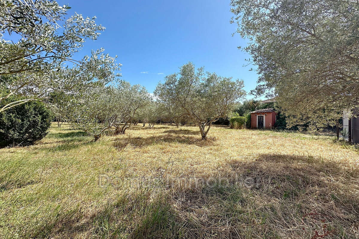 Terrain à CARPENTRAS