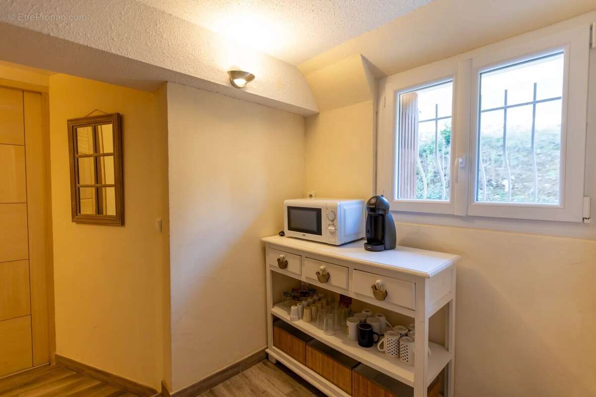 Maison à VEZENOBRES