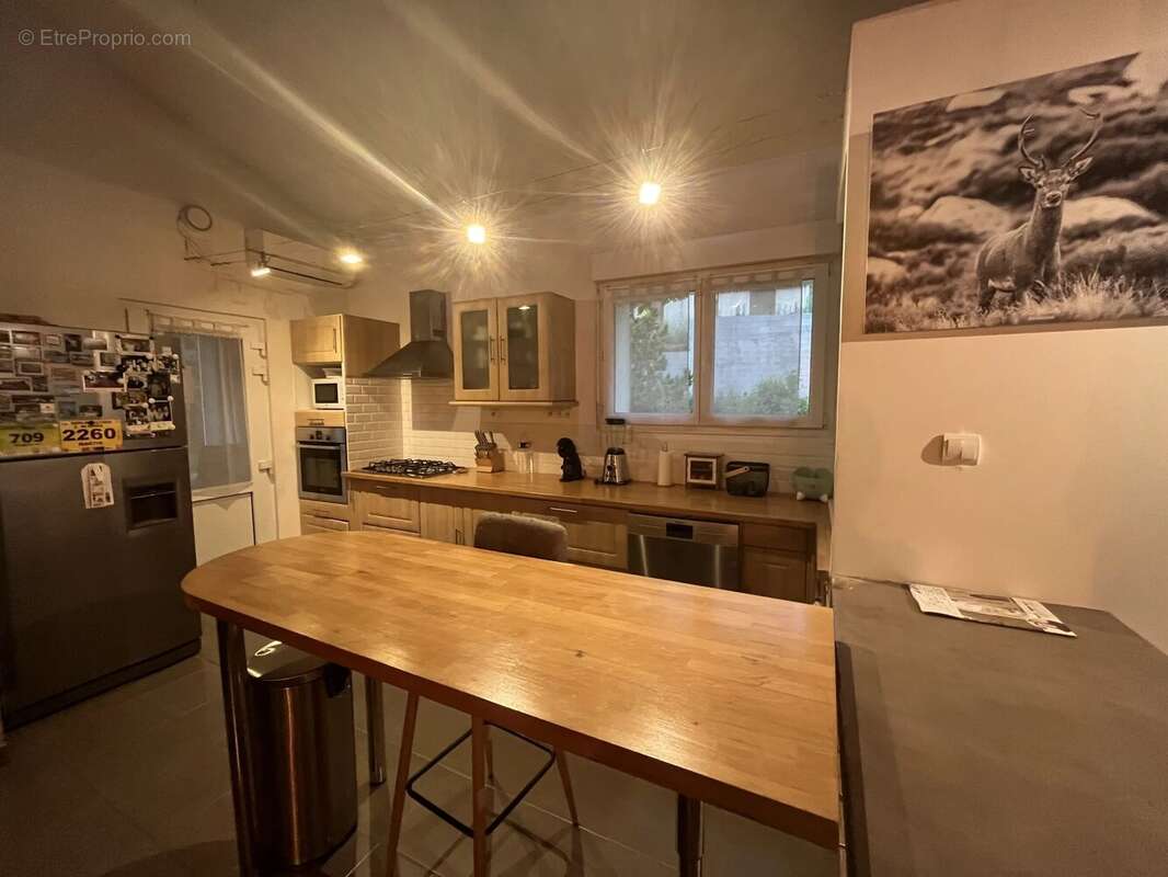 Maison à VEZENOBRES