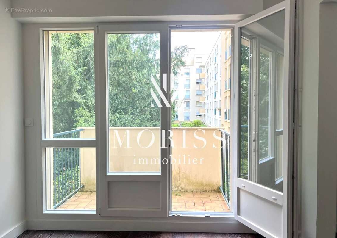 Appartement à SAINT-MAUR-DES-FOSSES