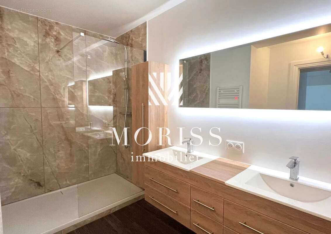 Appartement à SAINT-MAUR-DES-FOSSES