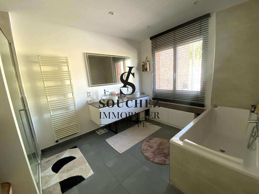 Maison à GIVENCHY-EN-GOHELLE