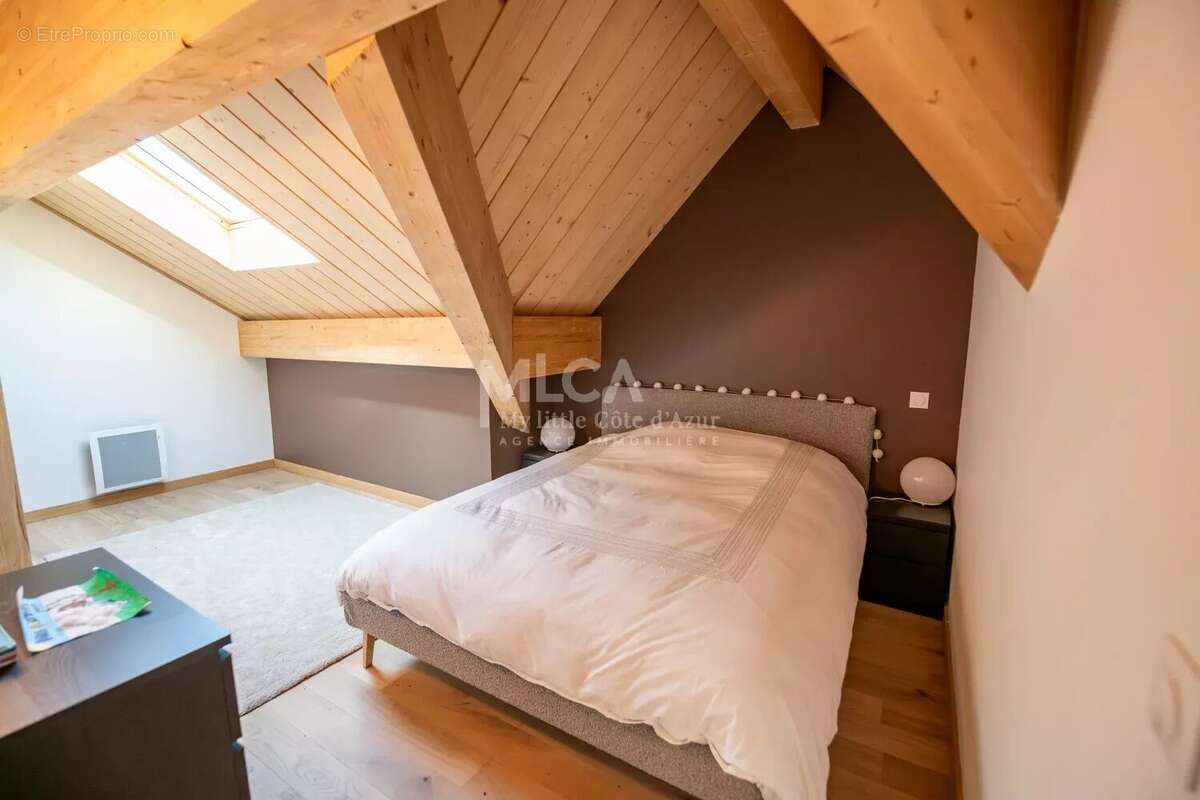Appartement à SAINT-ETIENNE-DE-TINEE