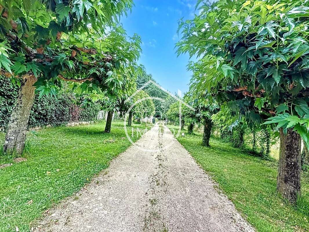 Maison à SAINTE-TERRE