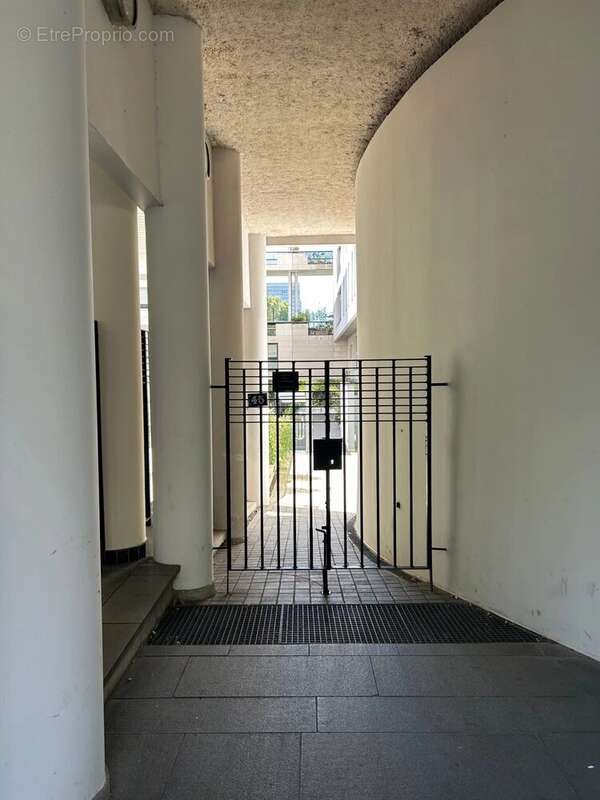 Appartement à PARIS-12E