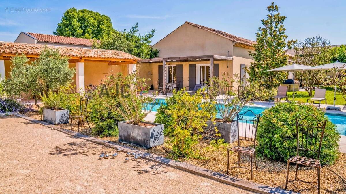 Maison à SAINT-REMY-DE-PROVENCE