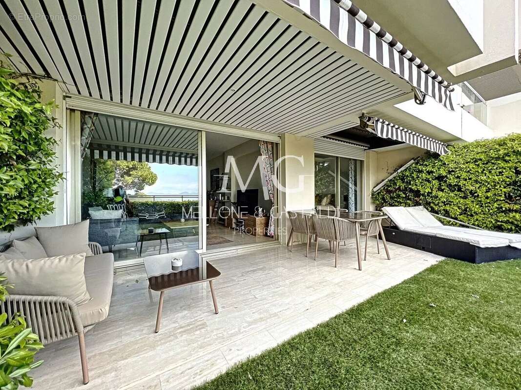 Appartement à LE CANNET