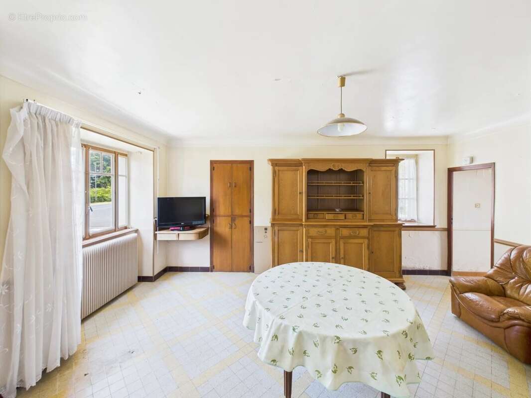 Maison à PRECY-SOUS-THIL