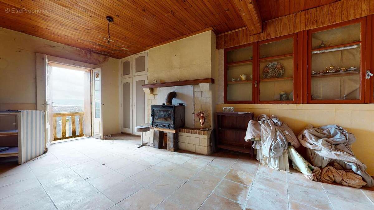 Maisonenpierresaucoeurduvillagemedieval11062020121 - Maison à SAINT-CYPRIEN