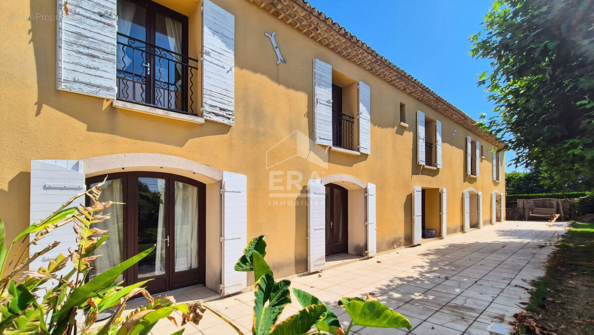 Maison à CHATEAURENARD