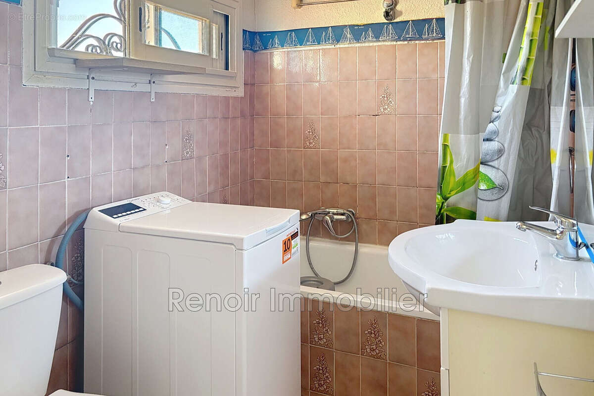 Appartement à VILLENEUVE-LOUBET