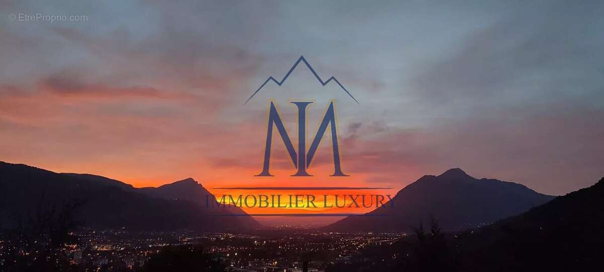 Maison à CHATILLON-SUR-CLUSES