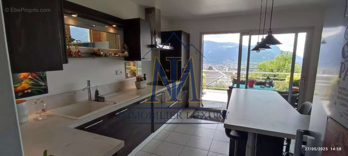 Maison à CHATILLON-SUR-CLUSES