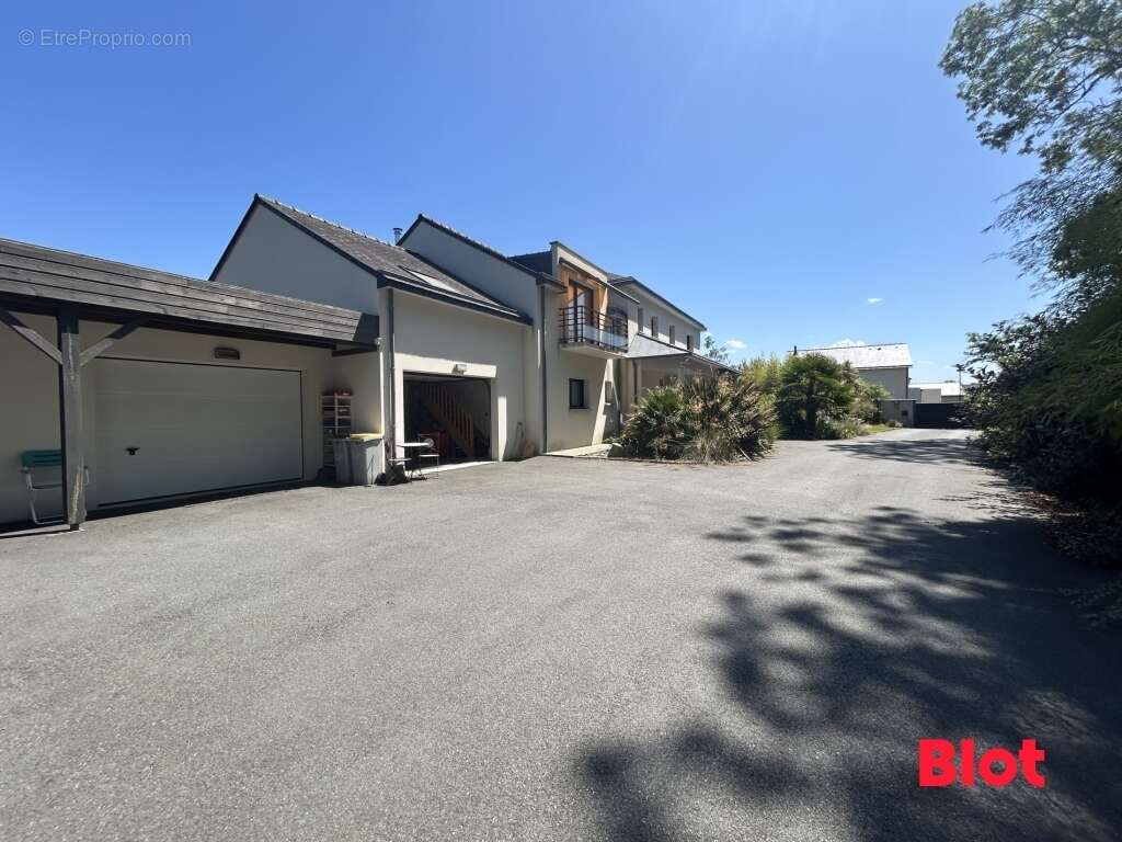 Maison à SAINT-PERE