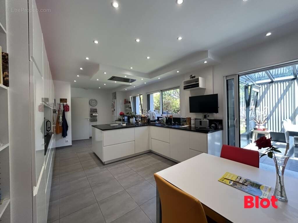 Maison à SAINT-PERE