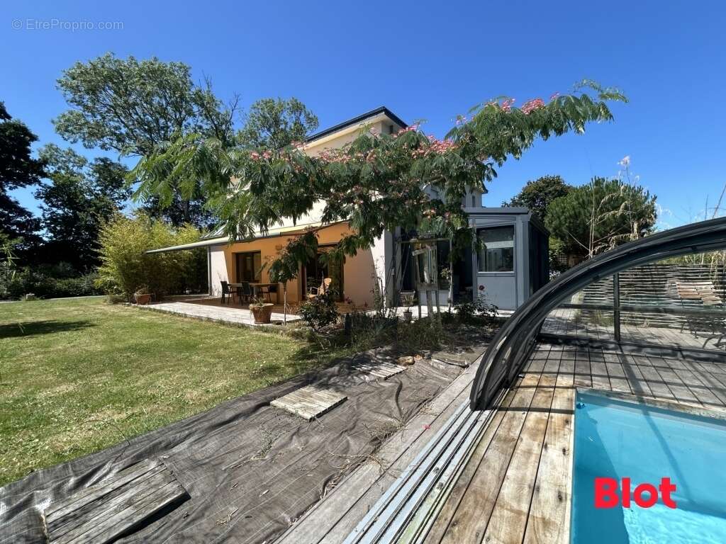 Maison à SAINT-PERE