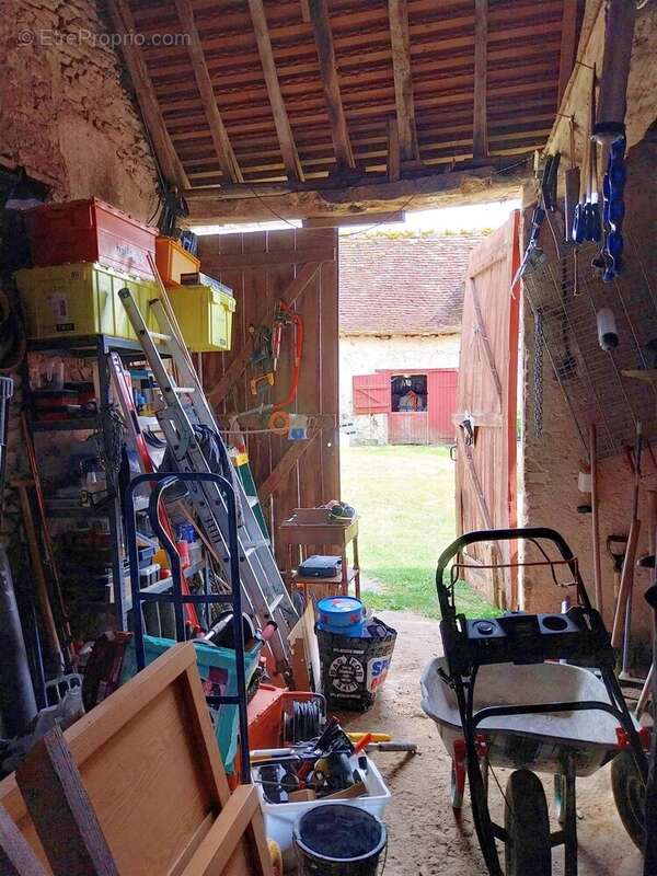 Maison à MEZIERES-EN-BRENNE