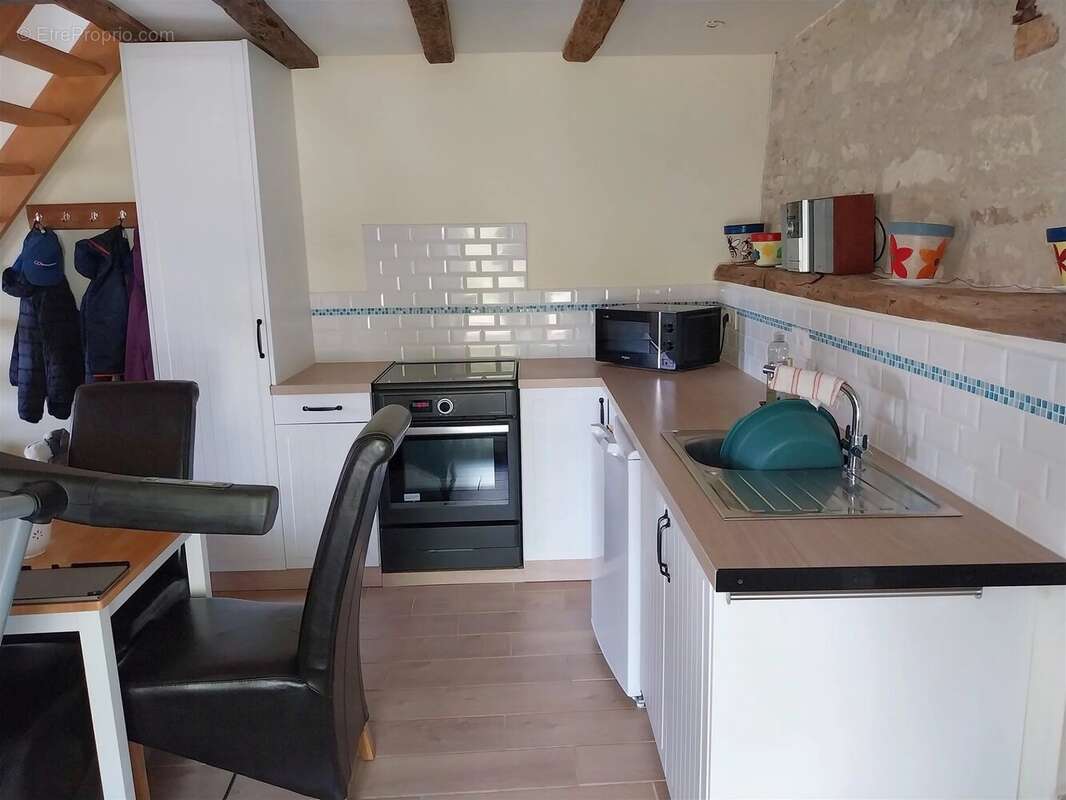 Maison à MEZIERES-EN-BRENNE