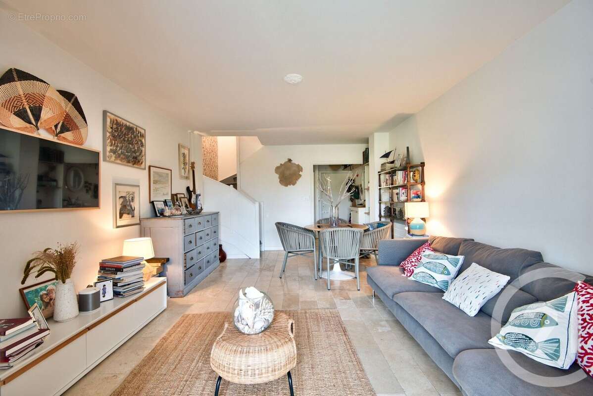 Appartement à VILLEFRANCHE-SUR-MER