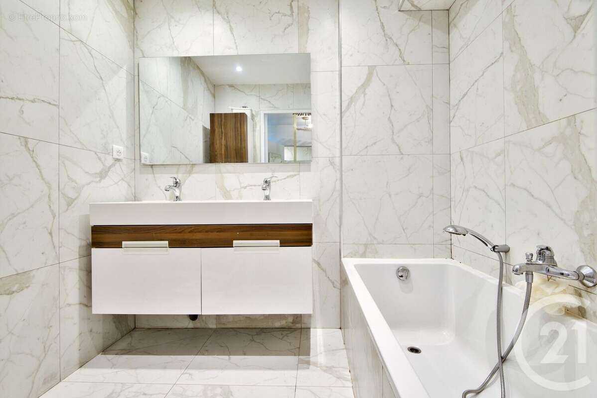 Appartement à VILLEFRANCHE-SUR-MER