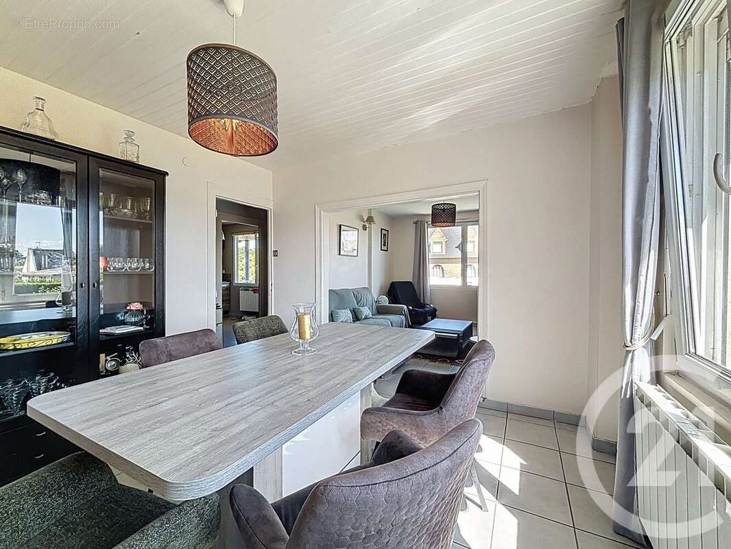 Maison à TREBEURDEN